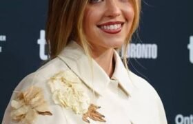 Sydney Sweeney weight and height: Real Size Facts