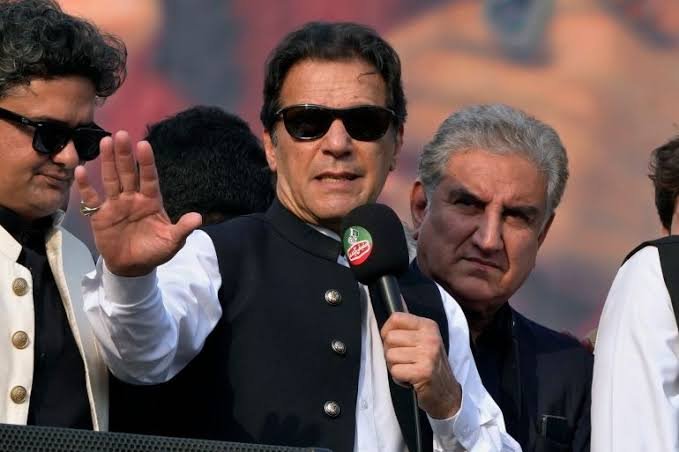 Imran Khan weight and height: Real Size Facts